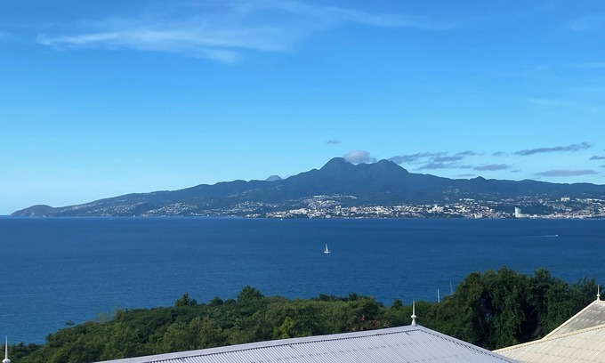 Trois-Ilets Appartement | L'oiseau du Paradis, charmant T2 avec vue imprenable sur la baie