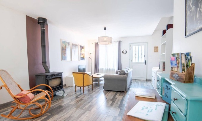 Epeigne-les-Bois Maison | L'Orée du Bois - Charmant gîte 6 pers