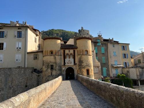 Entrevaux Appartement | L'Orbitelle