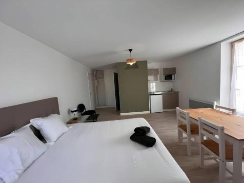 Ballon-Saint-Mars Appartement | L'orne Saosnoise - Campagne - 2pers - Rêve au Mans