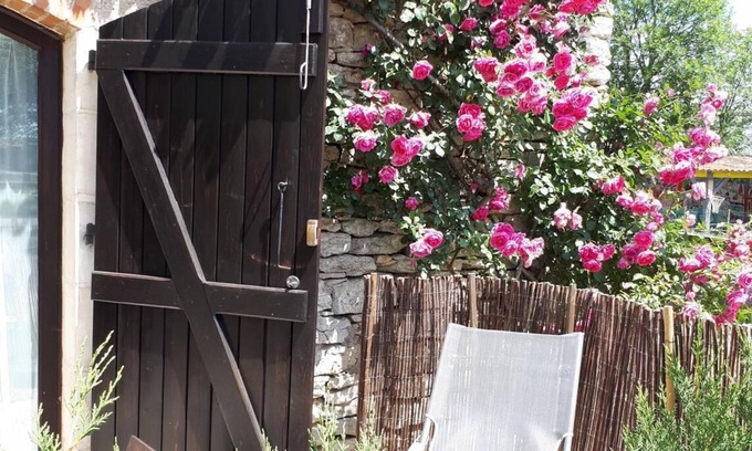 Aujols Maison | L'Oustalet - AUJOLS - Gîte
