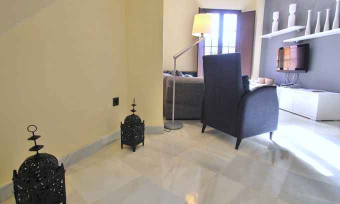 Alameda Appartement | L5. 3 BD. Appartement avec terrasses / WIFI / Climatisation / Cuisine à Casco Histórico