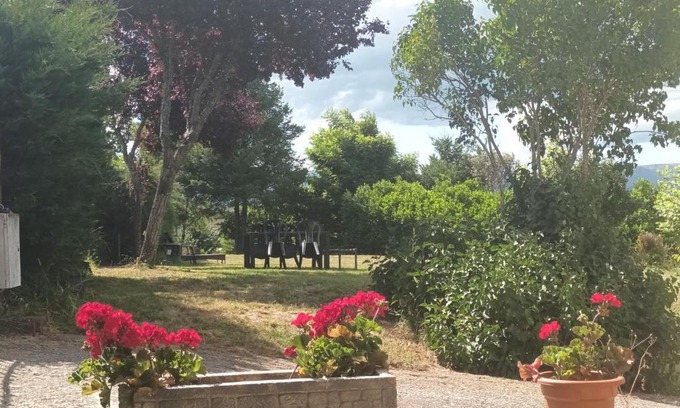 Puebla de Sanabria Maison | La Artesonada casa con finca (Puebla de Sanabria).