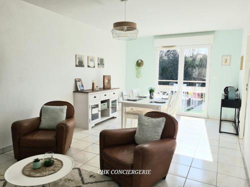 Pouzauges Appartement | La Balière T3 rénové terrasse 20min du Puy duFou