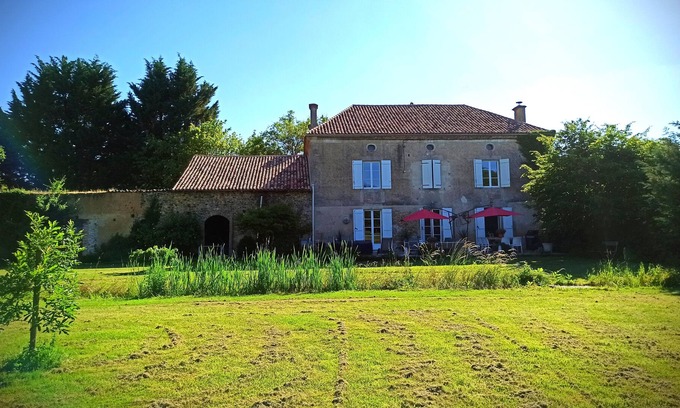 Moussac Maison | La Barbarde - Grande demeure familiale au charme authentique