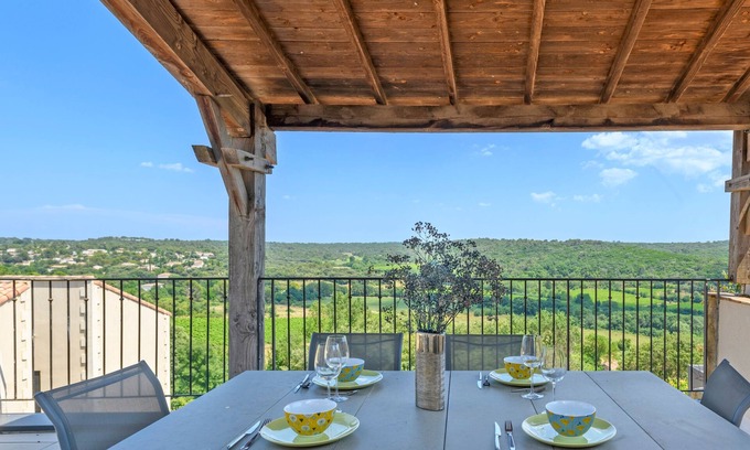 Euzet-les-Bains Maison | La Bastide de Montpezat - Au cœur du Gard