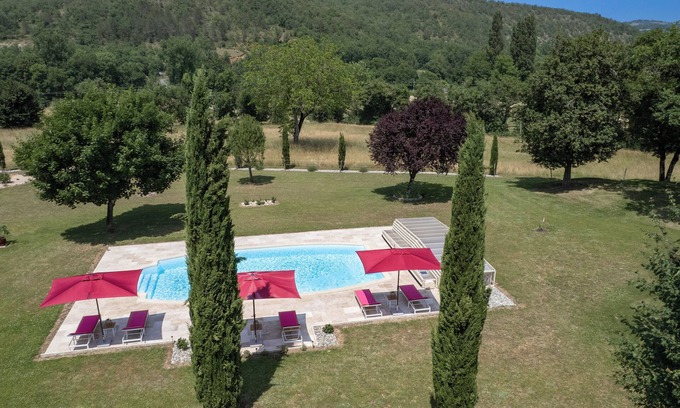 Vaillac Cottage | MAISON EN PIERRE A LA CAMPAGNE AVEC PISCINEclassée 4****