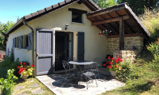 Rosieres Cottage | LA BERGERIE GITE DE CHARME AVEC PISCINE