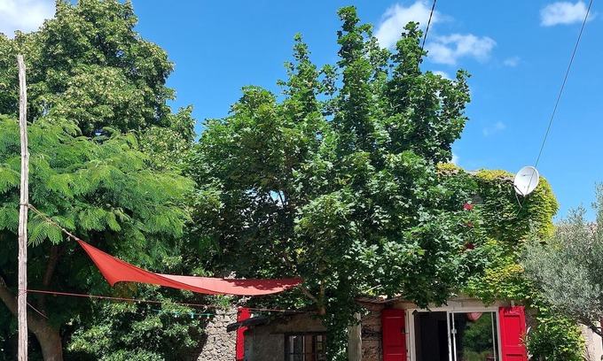 Saint-Jean-du-Gard Autre | La Bernadelle mas cévenol au cœur de la nature