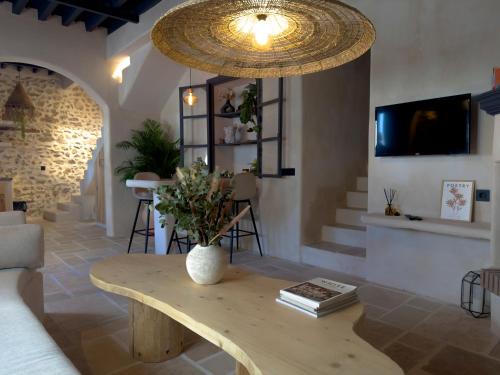 Nijar Maison | La Boheme