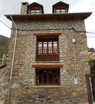 Sesue Maison | La Borda de Sesué