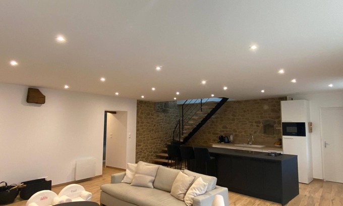 Saint-Marc-sur-Couesnon Maison | La Bourgaignere Calme Longère Dans la Nature