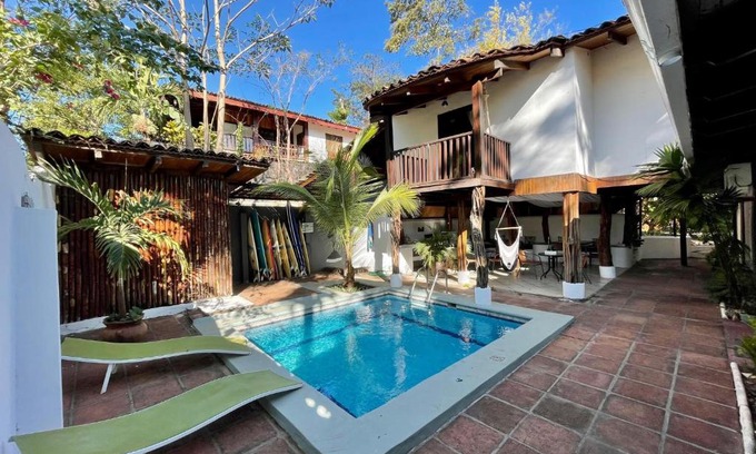 Playa Grande Maison | La Buena Vida Cabinas