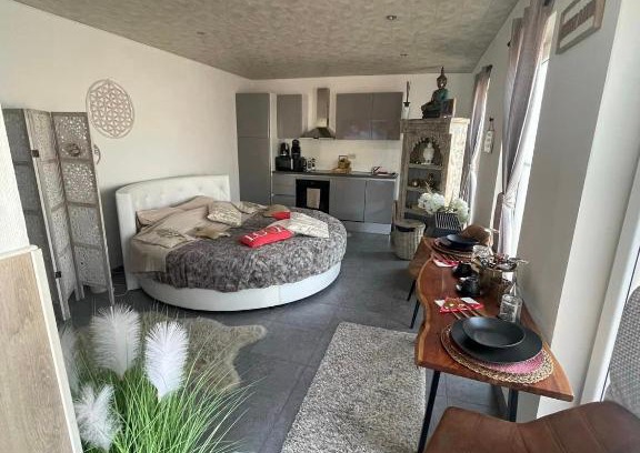 Frameries Appartement | La bulle à bonheur - Spa privatif