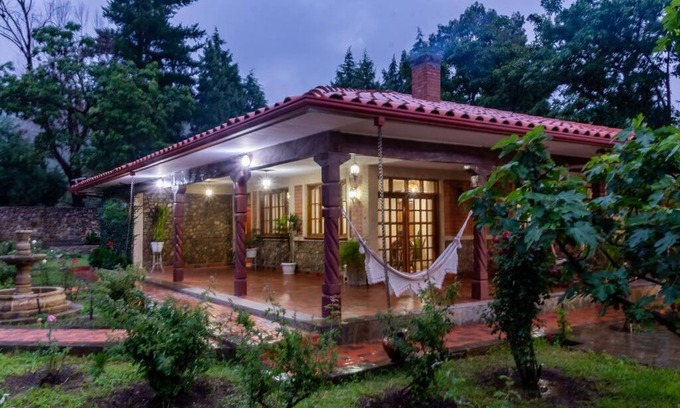Tarija Chalet De Ski | La Cabaña de la Pradera