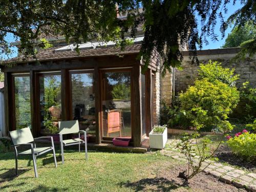 Villennes-sur-Seine Lit Et Petit-Déjeuner | La cabane au fond du jardin