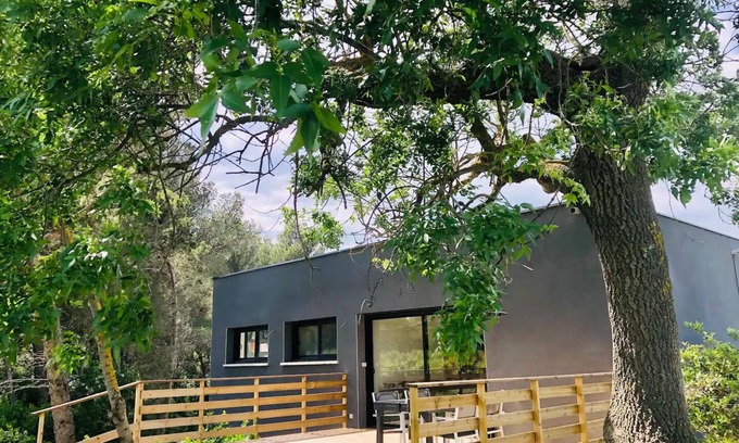 Durban-Corbieres Maison | « La Cabane » Mur de verre XXL, vue panoramique
