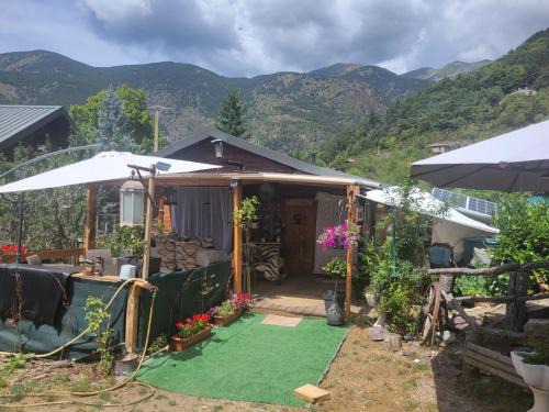 Valdeblore Lit Et Petit-Déjeuner | LA CABANE, petite chambre agréable chez l'habitant, maison toute en bois