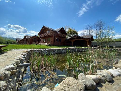 Rasnov Cabine | La Cabane Râșnov