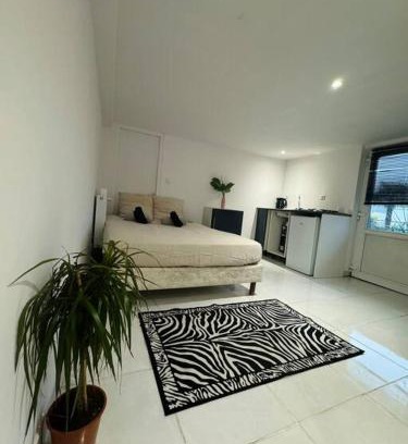 Saint-Gereon Appartement | La cache cache