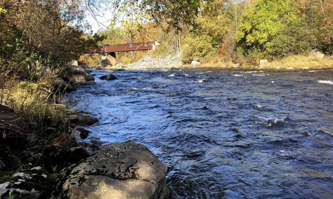Scotstown Maison | La cachette de la rivière au saumon et spa