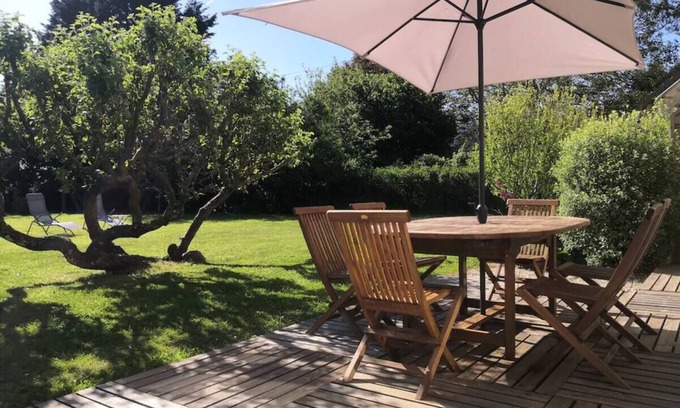 Russy Autre | La Camuche, Maison Ancienne Avec Joli Jardin Clos, Proche Omaha Beach & Bayeux