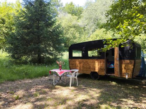 Saint-Julien-le-Petit Autre | La caravane nature