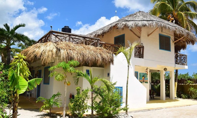 El Cuyo Maison | La Casa del Ritmo