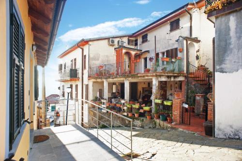 Montale-Serra-Piazza Appartement | La Casa di Veppo