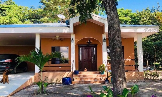 Barrio El Invu Maison | La casa encantada is a beautiful riverside jungle home only 4km from airport