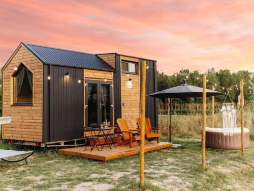 Castilenti Maison | La Casa Errante X by Tiny Away