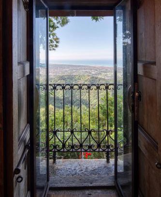 Seravezza Maison | La Casa sul Forte