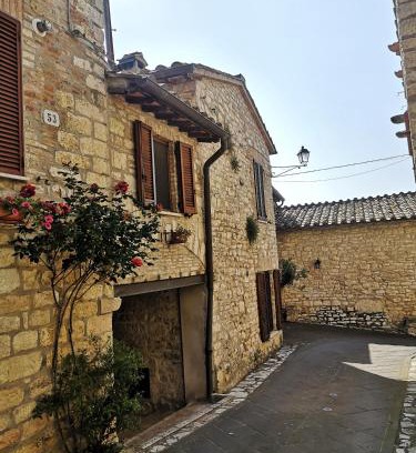 Corciano Maison | La Casa sull'Archetto