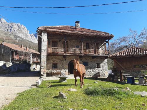 Posada de Valdeon Hôtel | La Casa Vieja en Valdeón