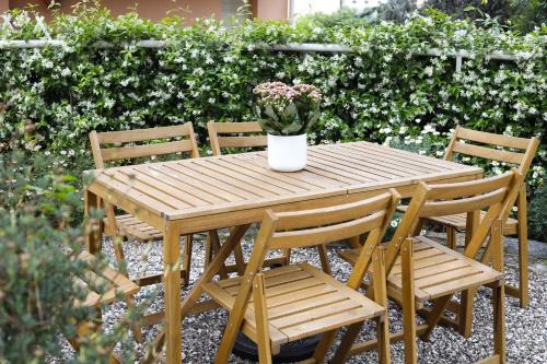 Sturla Appartement | La Casetta - Gaslini e Boccadasse - private parking & garden