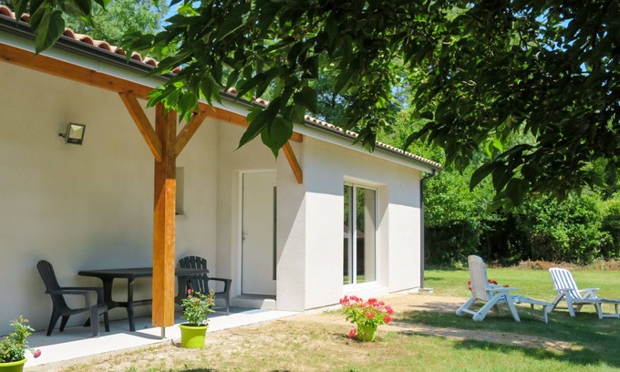 Civrac-en-Medoc Maison | La Casita by Interhome