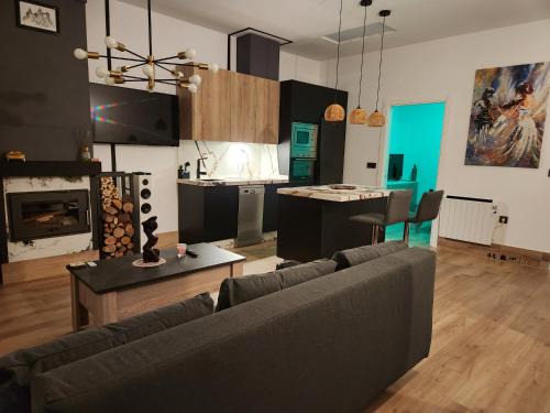 Leon Maison | La casita de Nori