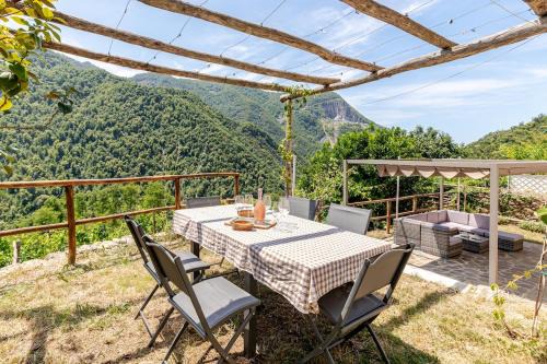 Seravezza Maison | La Cerretina