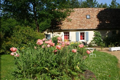 Saint-Jean-du-Bois Maison | La Chaine