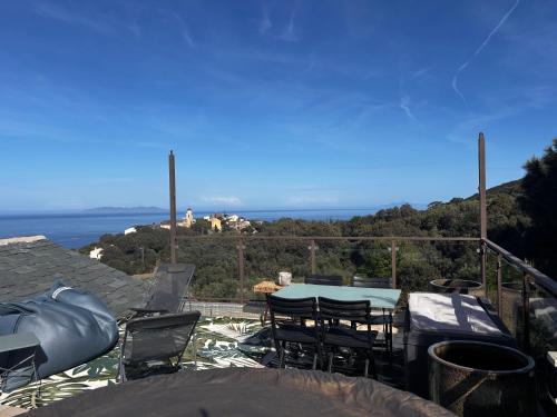 Tomino Appartement | La charmante * Maison Cap Corse, Tomino