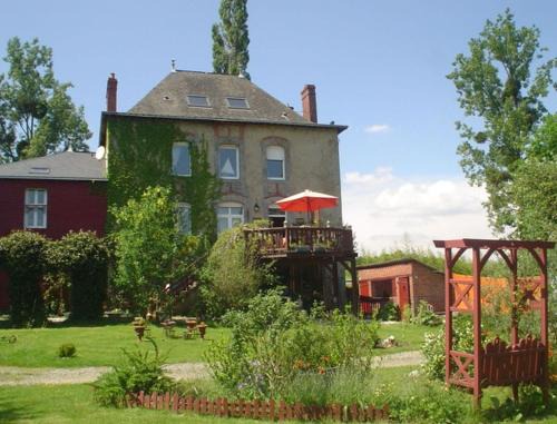 Olivet Lit Et Petit-Déjeuner | La Chaussee d'Olivet en Mayenne