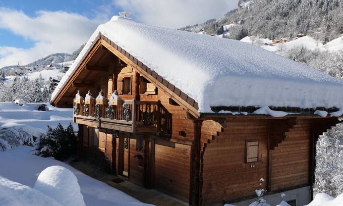 Saint-Nicolas-la-Chapelle Chalet De Ski | La Chevrière, très beau chalet tout en madrier, vue panoramique , proche Megève