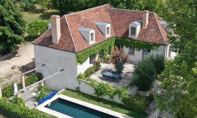 Saint-Prix Maison | La Clairière de la reine Hortense - Pierres d'Histoire