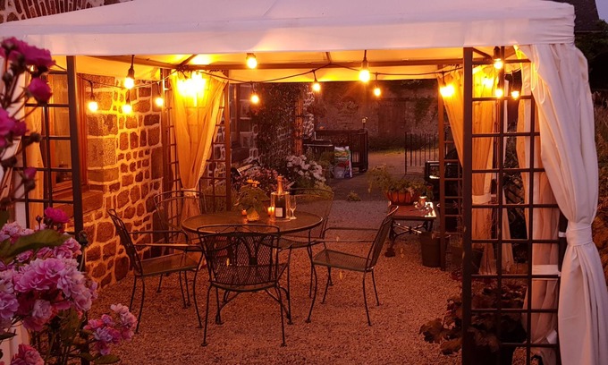 Lassay-les-Chateaux Lit Et Petit-Déjeuner | La Cloue B&B