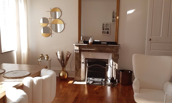Ocquerre Appartement | La Colombe au Château sleeps 4 (Special offer in August)