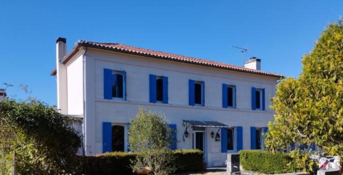 Saint-Aigulin Maison | La Coraillaise