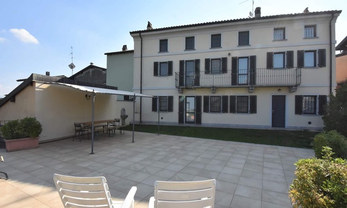Castana Maison | La Corte Bricca (Casa Padronale) by Interhome