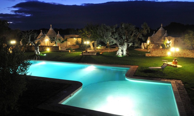 San Vito dei Normanni Villa | "LA CORTE DEI TRULLI" - VILLA SALVIA -