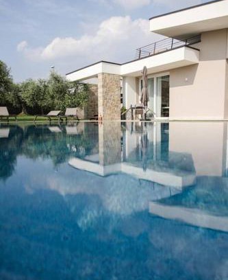 Calmasino Appartement | LA CORTESE by La Rondinella Apartments