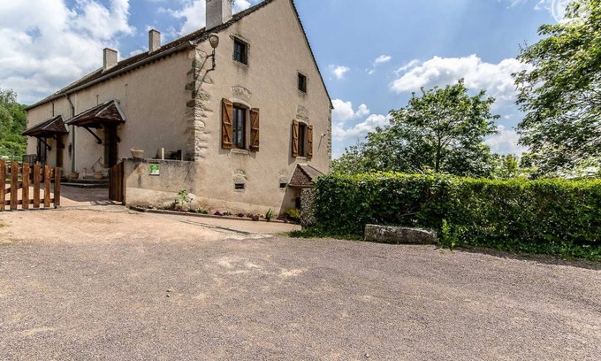 Culles-les-Roches Maison | La Cure - CULLES-LES-ROCHES